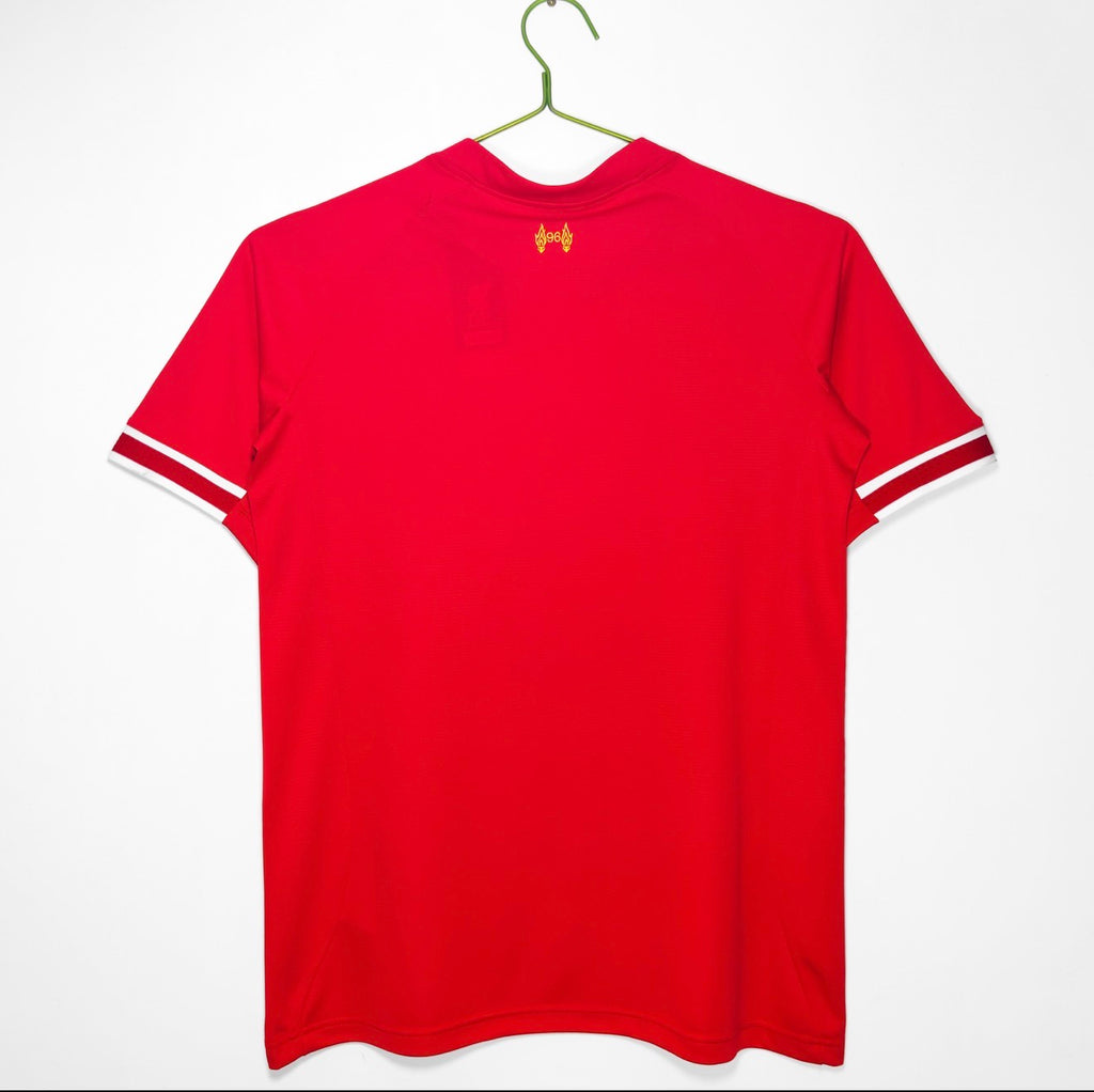 Liverpool 13/14 home (Coutinho #10)