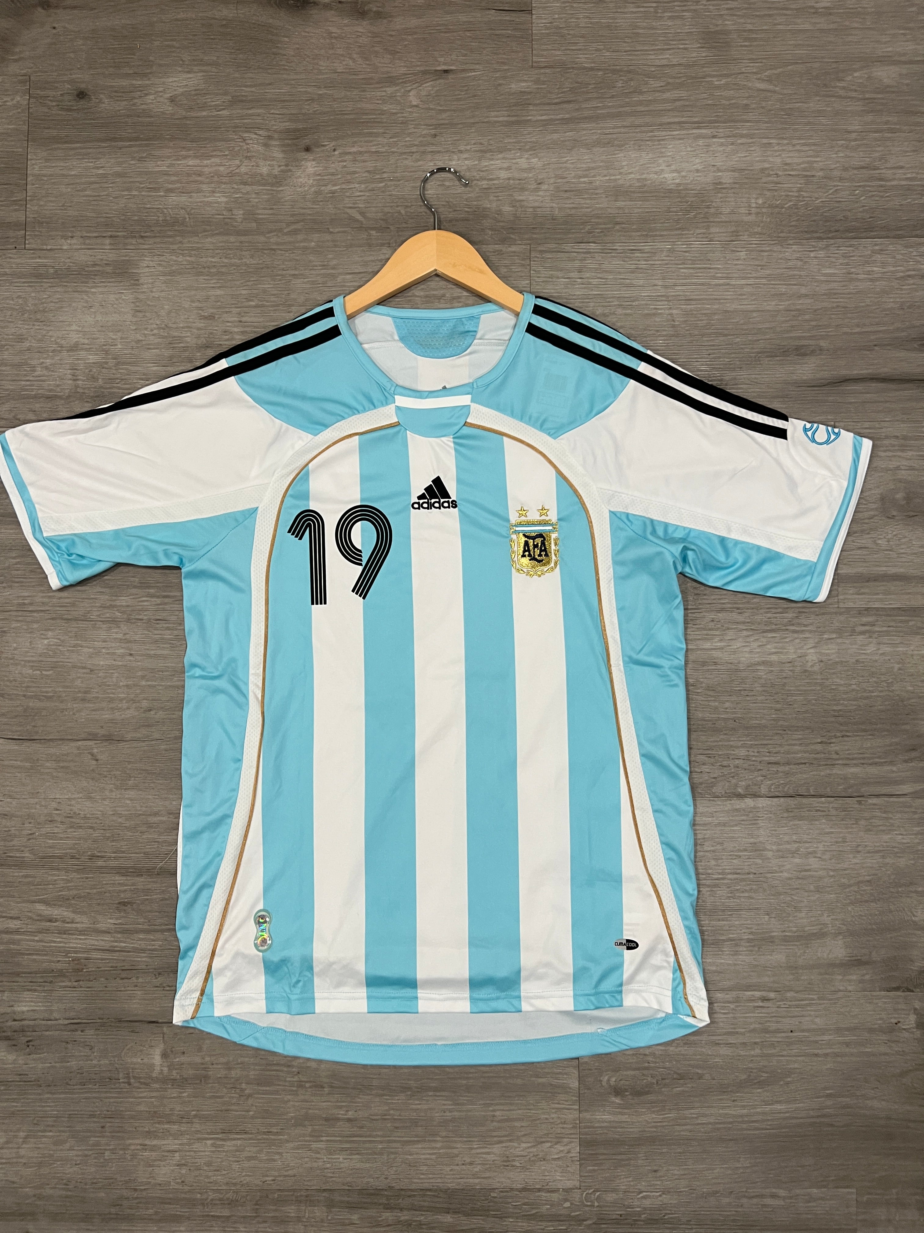Argentina 2006 Home - Messi #19