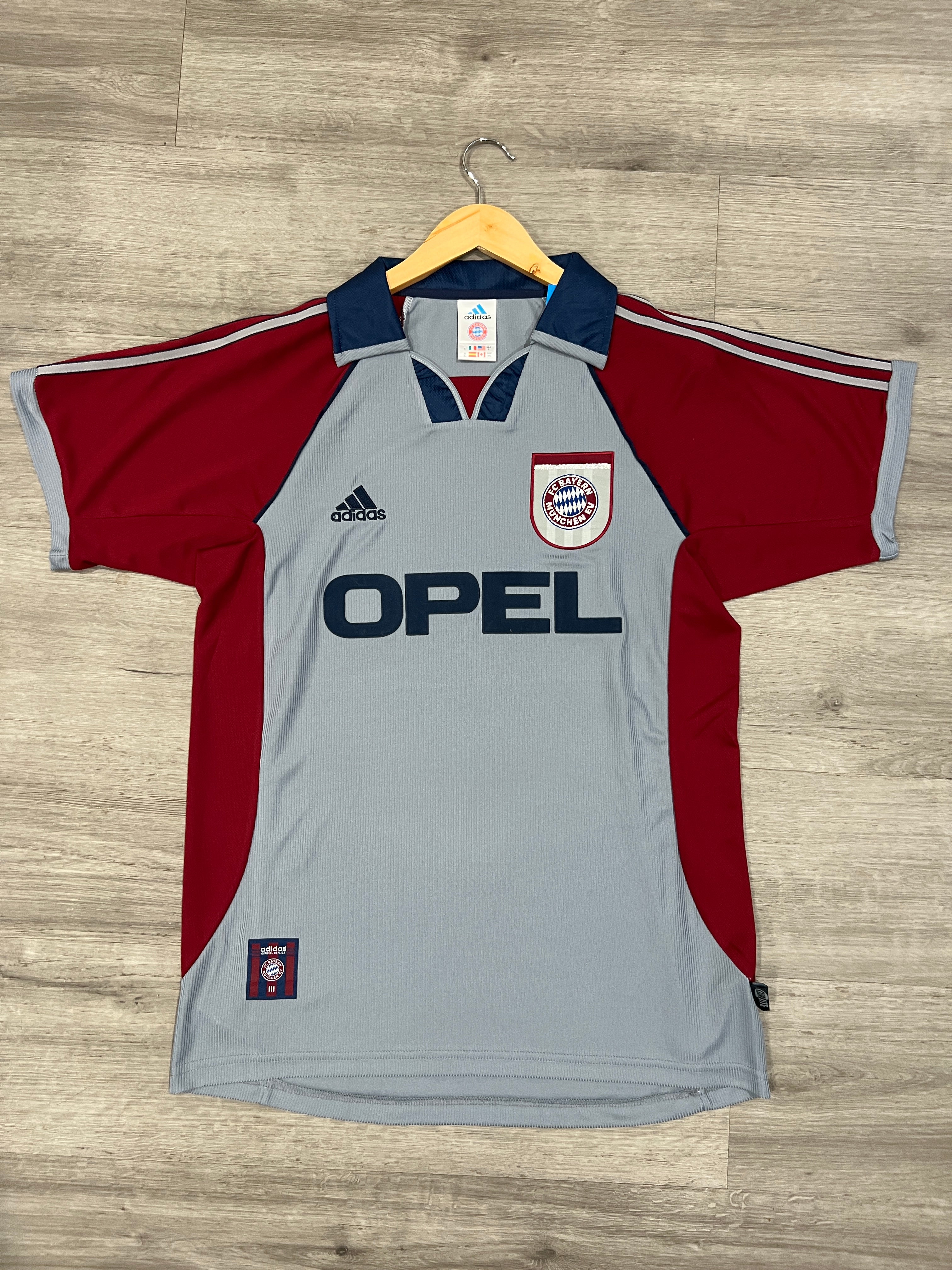 Bayern Munich 98/99 Third