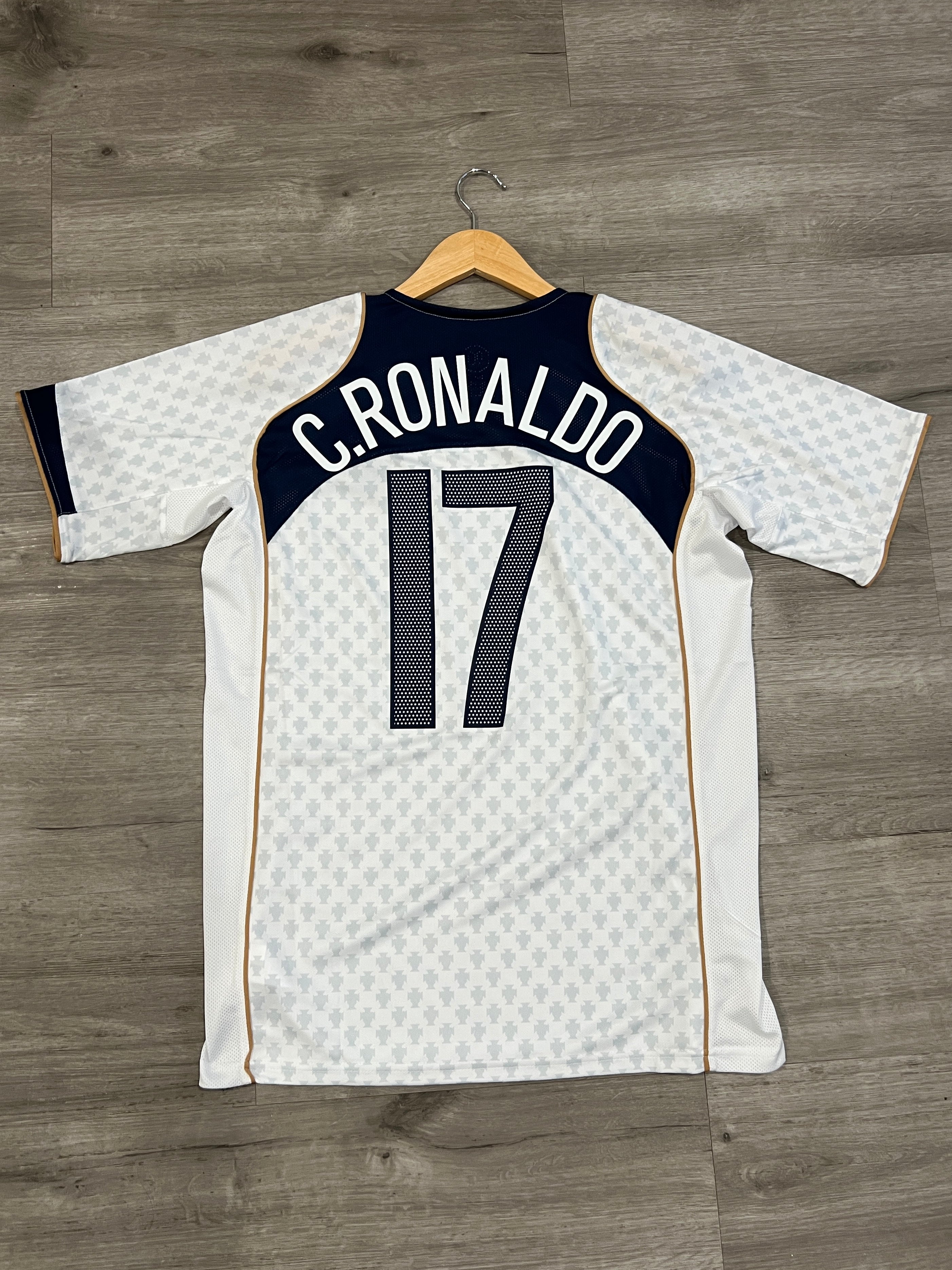 Portugal 2004 Away - C. Ronaldo #17
