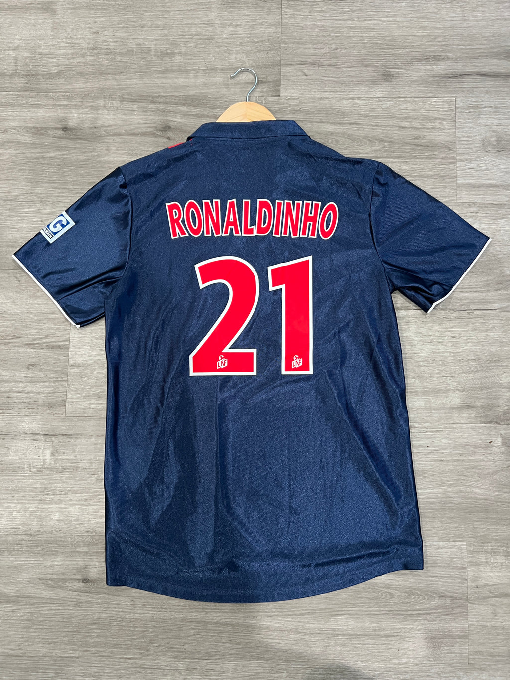 Paris Saint-Germain 01/02 Home - Ronaldinho #21