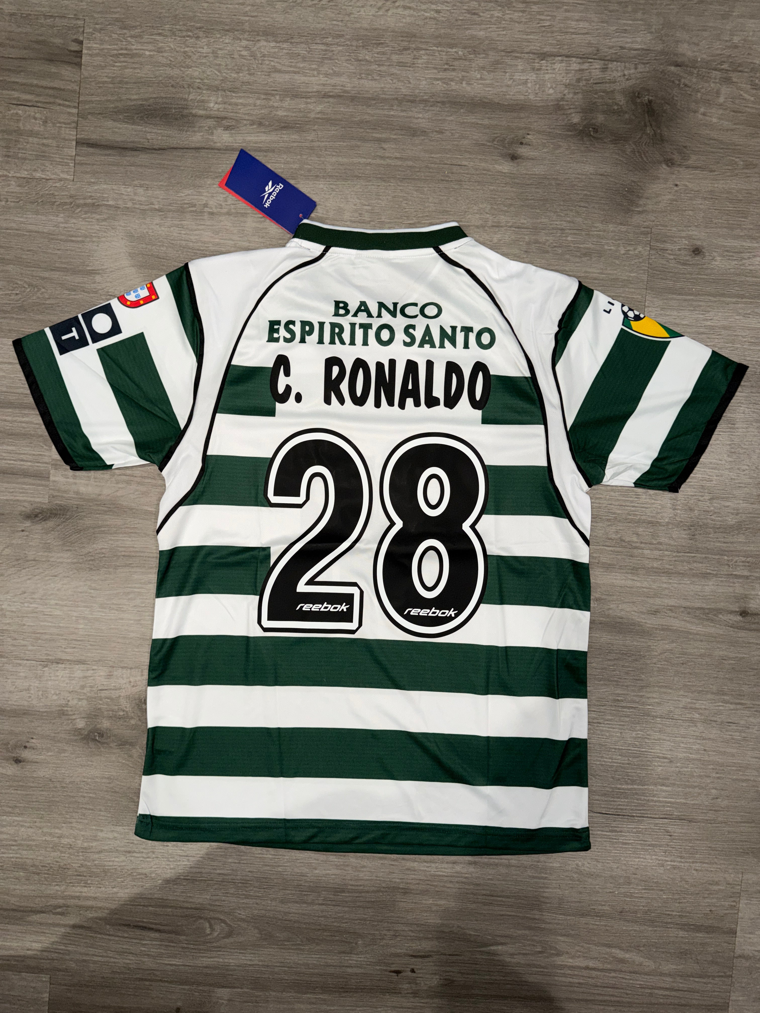 Sporting CP 02/03 Home (C. Ronaldo #28)