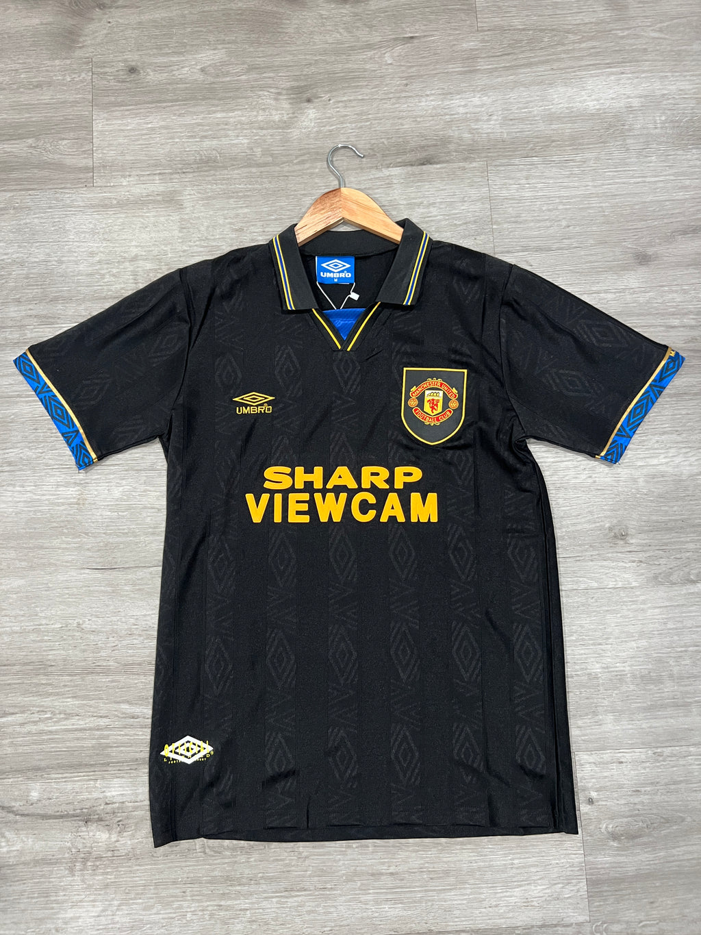 Manchester United 93/94 Third - Cantona #7