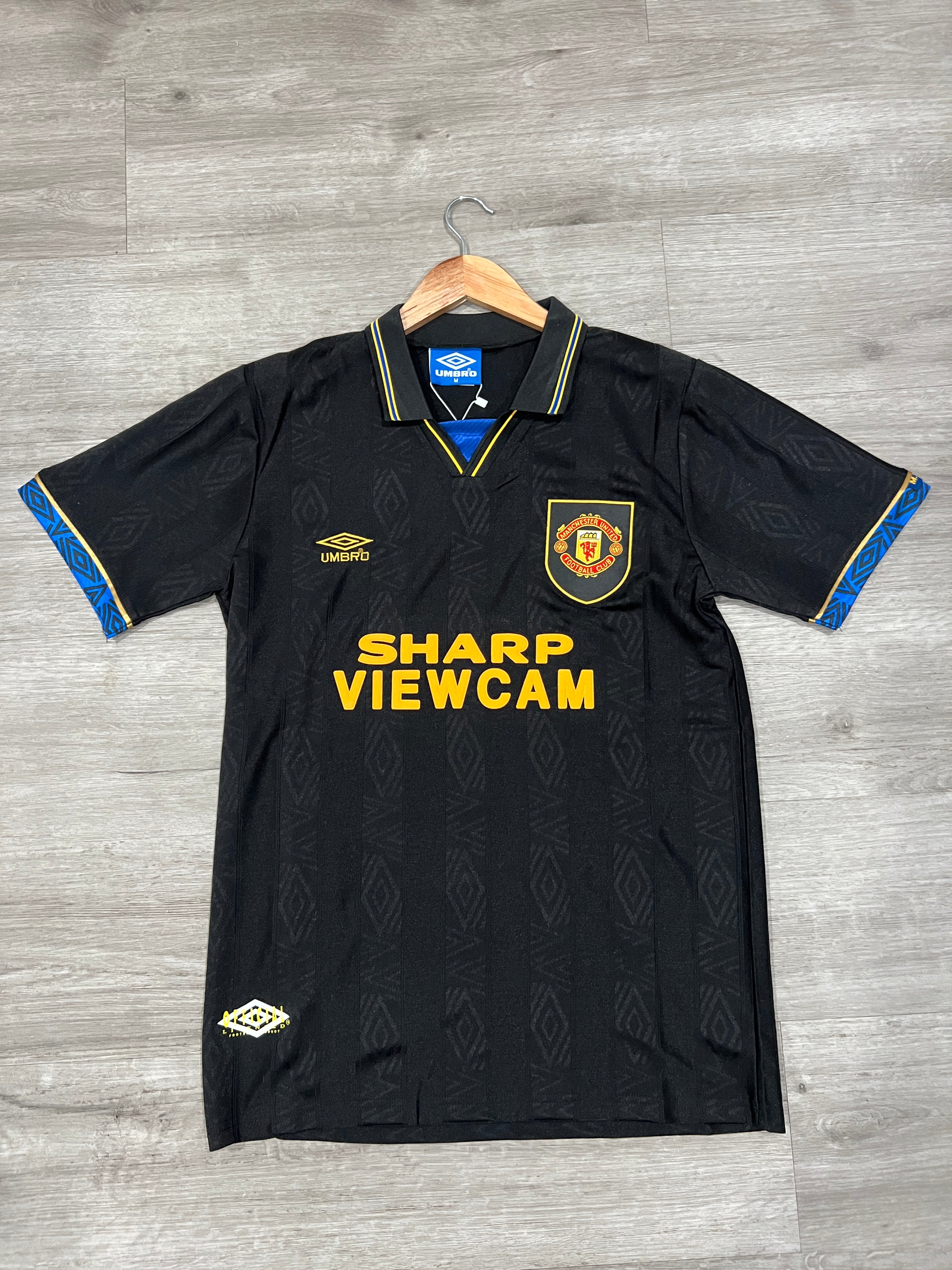 Manchester United 93/94 Third - Cantona #7