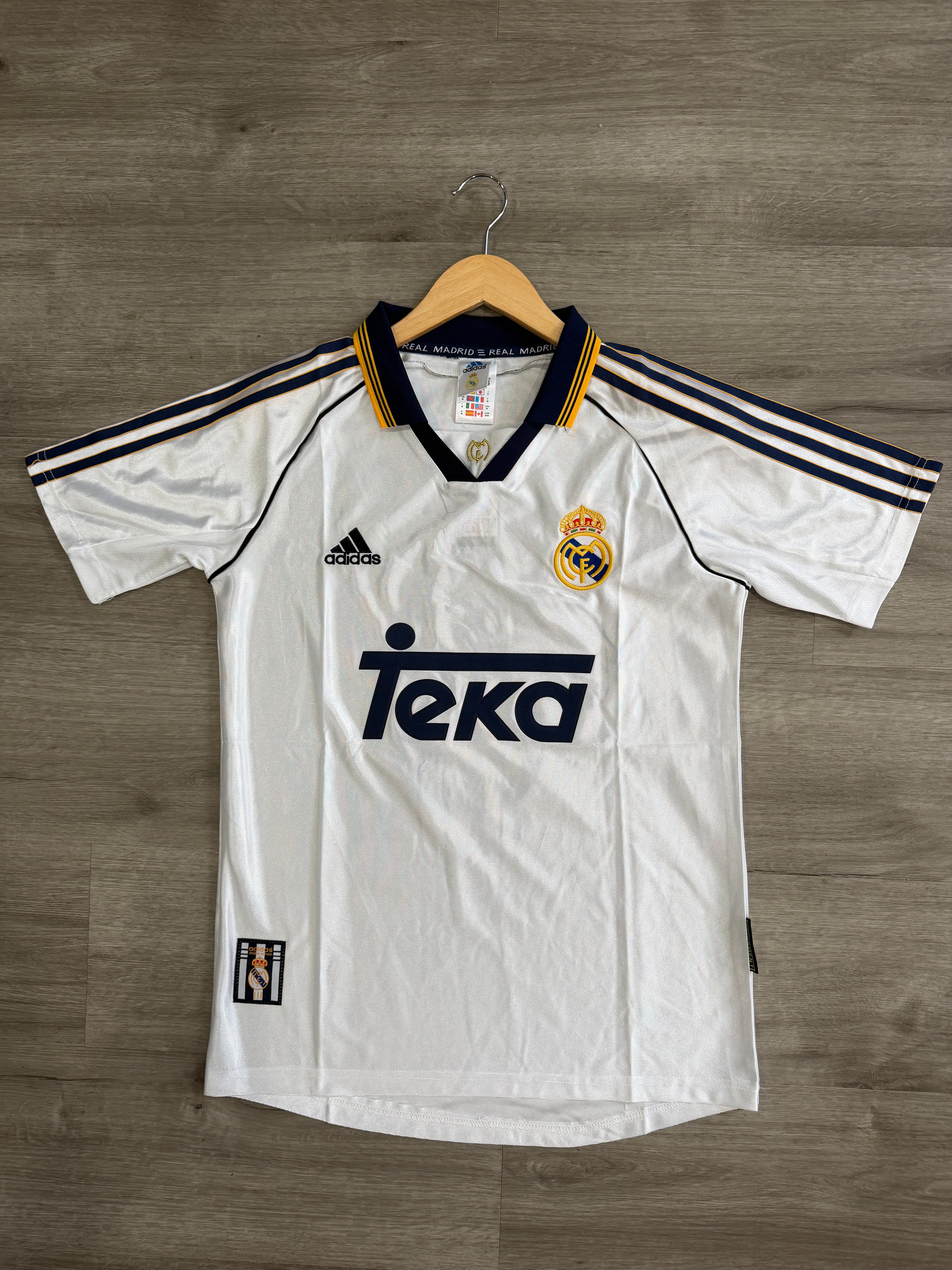 Real Madrid 98/99 Home (R. Carlos #3)